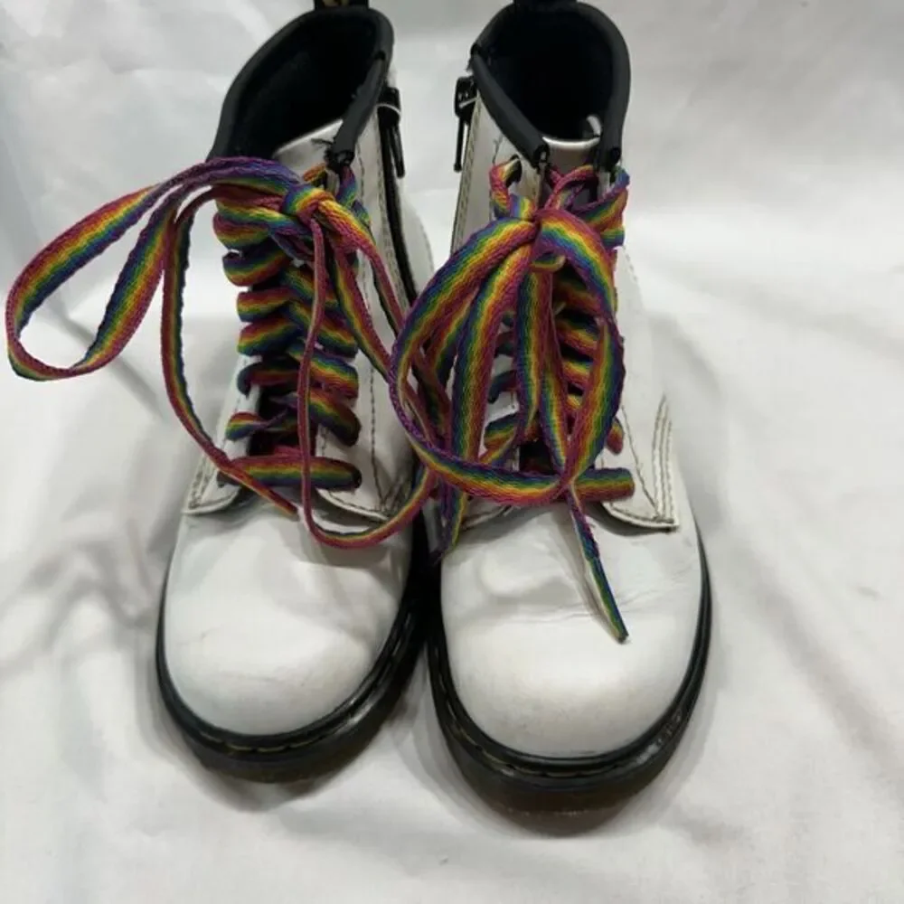 Dr Martens Toddler size 10 White Leather Lace Up Boots Rainbow‎ Laces 1460T